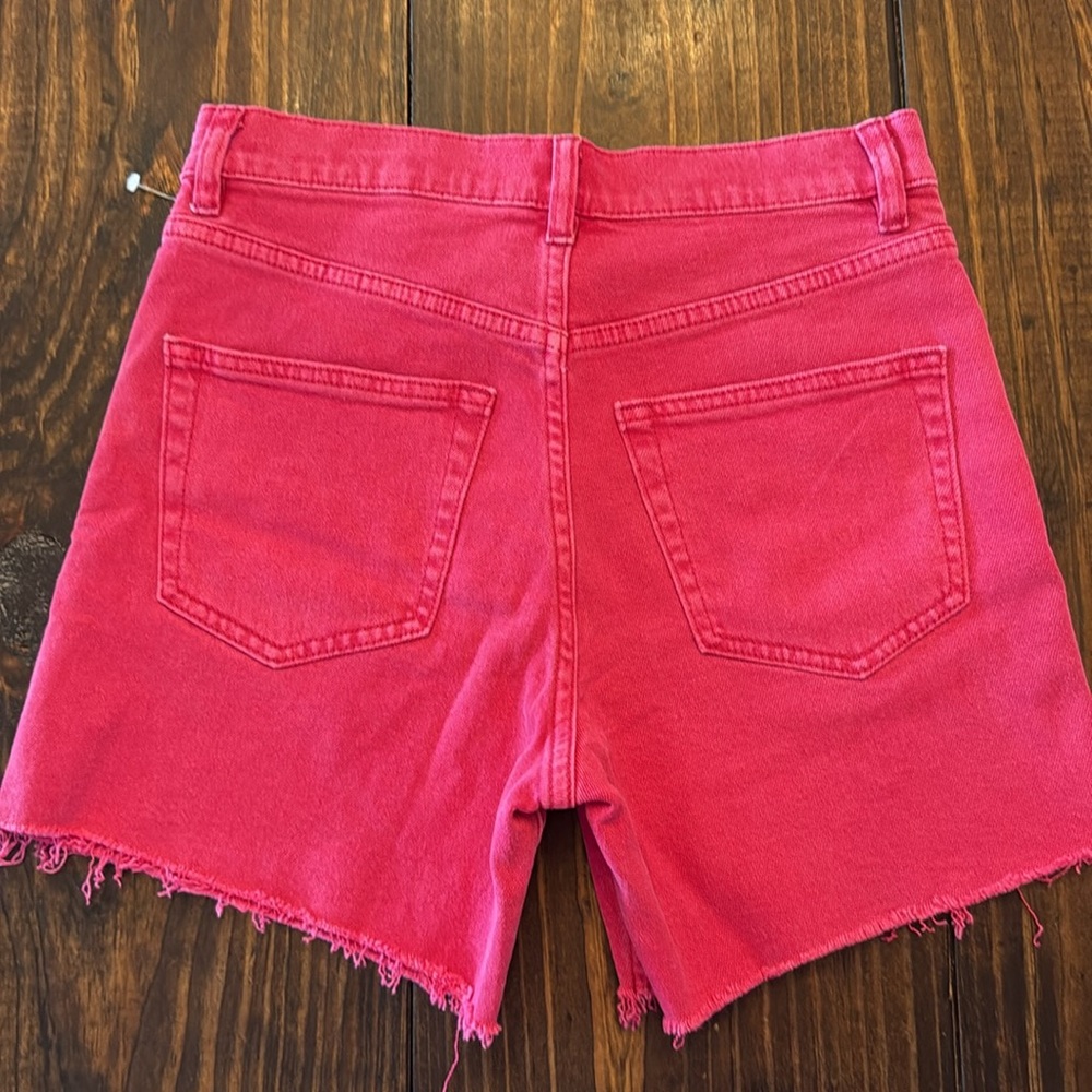 NEW Faherty Sunwashed Denim Short in Pink - Picture 7 of 7